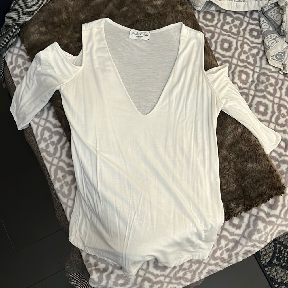 Cold shoulder top